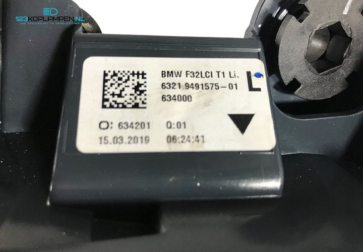 BMW 4 Serie F32 F33 F36 facelift LCI achterlicht links donker – Foto 5