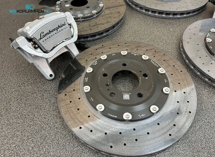 Lamborghini Urus Keramische remmen Ceramic brake kit – Foto 5