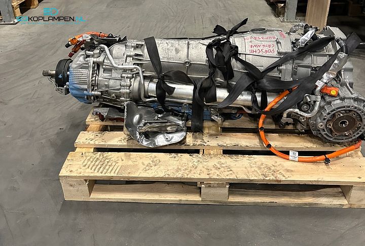 Lamborghini versnellingsbak subframe wielophanging cardanas