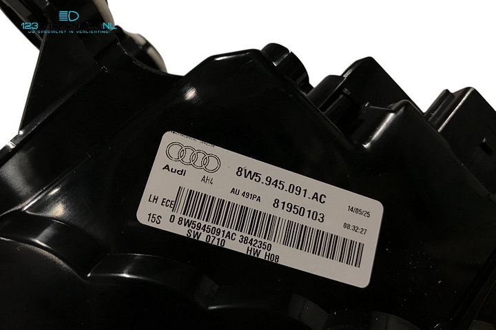 Audi A4 B9 8W5 Sedan Facelift achterlicht links LED Matrix – Foto 5