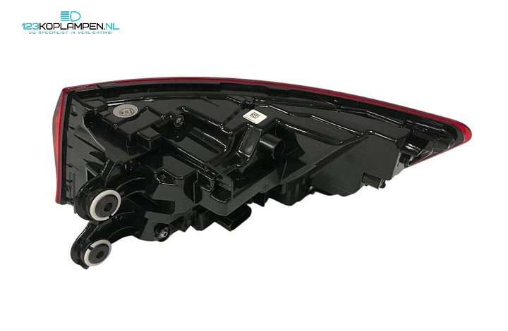 Audi A4 B9 8W5 Sedan Facelift achterlicht links LED Matrix – Foto 4