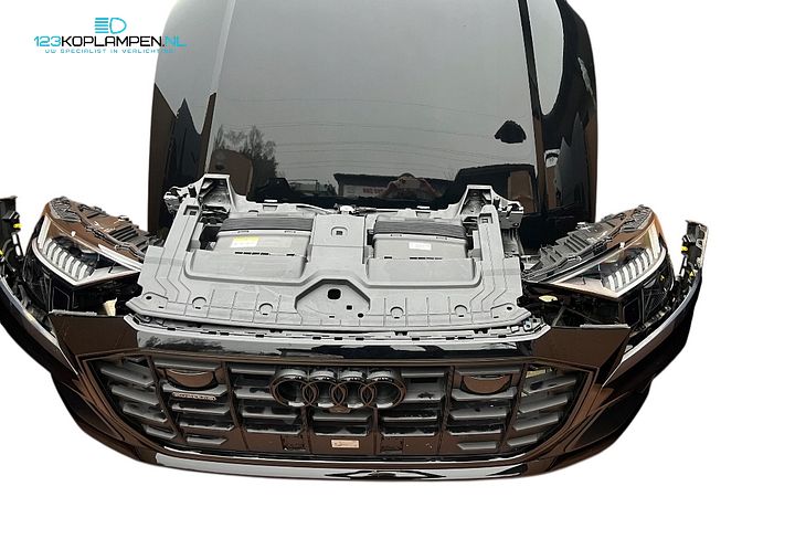 Audi SQ8 4M8 4.0 TDI voorkop compleet Matrix LC9X