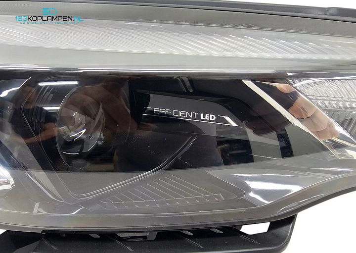 BAIC Beijing 3 koplamp rechts Full LED – Foto 3