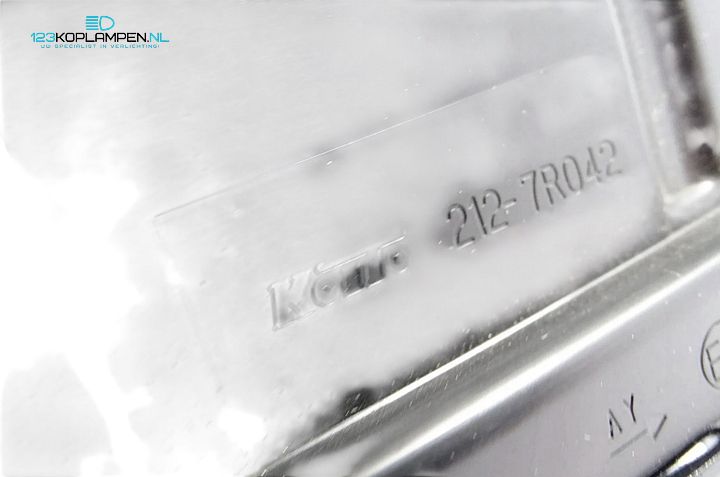 Xpeng P7 koplamp voorzijde midden LED DRL – Foto 9