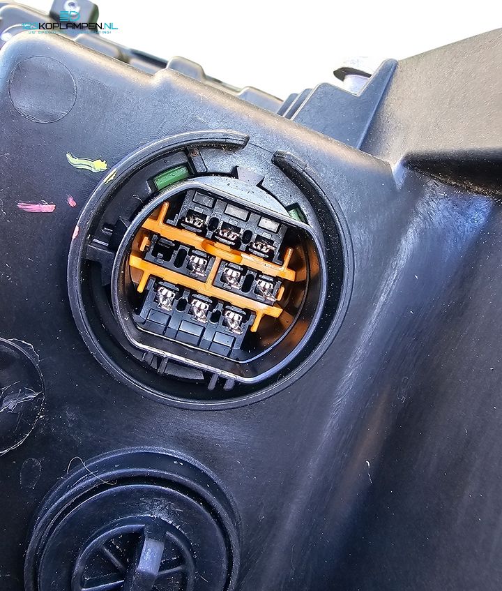 BYD Atto 3 koplamp links Full LED – Foto 6