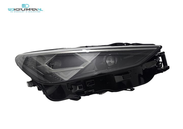 Cupra Terramar koplamp rechts Matrix LED