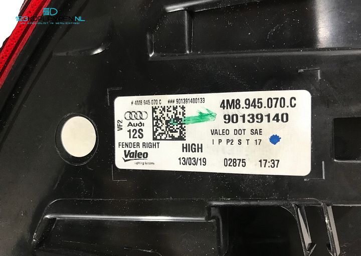 Audi Q8 4M8 Facelift achterlichten LED High links rechts – Foto 5