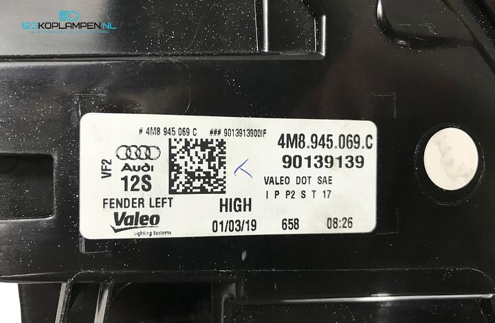 Audi Q8 4M8 Facelift achterlichten LED High links rechts – Foto 6