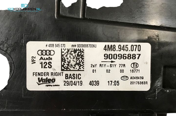 Audi Q8 4M8 achterlicht LED Basic rechts – Foto 5