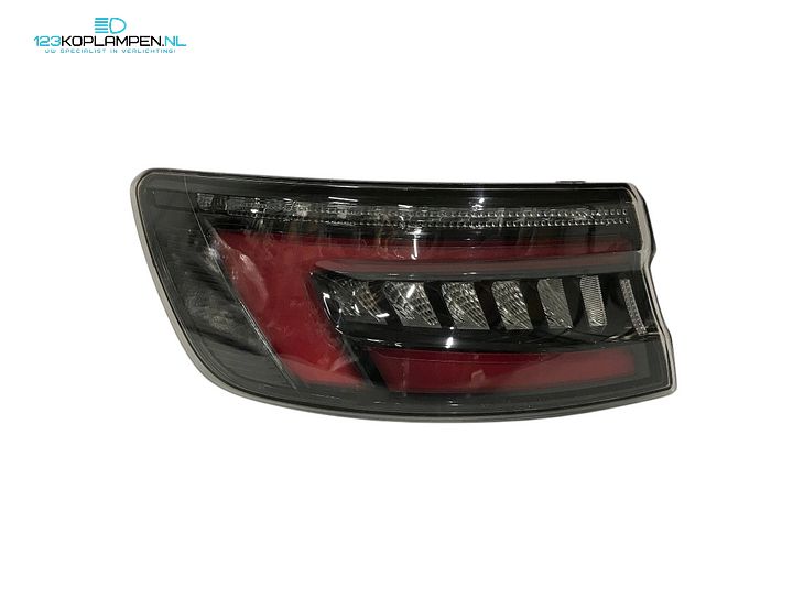 Audi A4 B9 Avant Black line achterlicht links LED – Foto 2