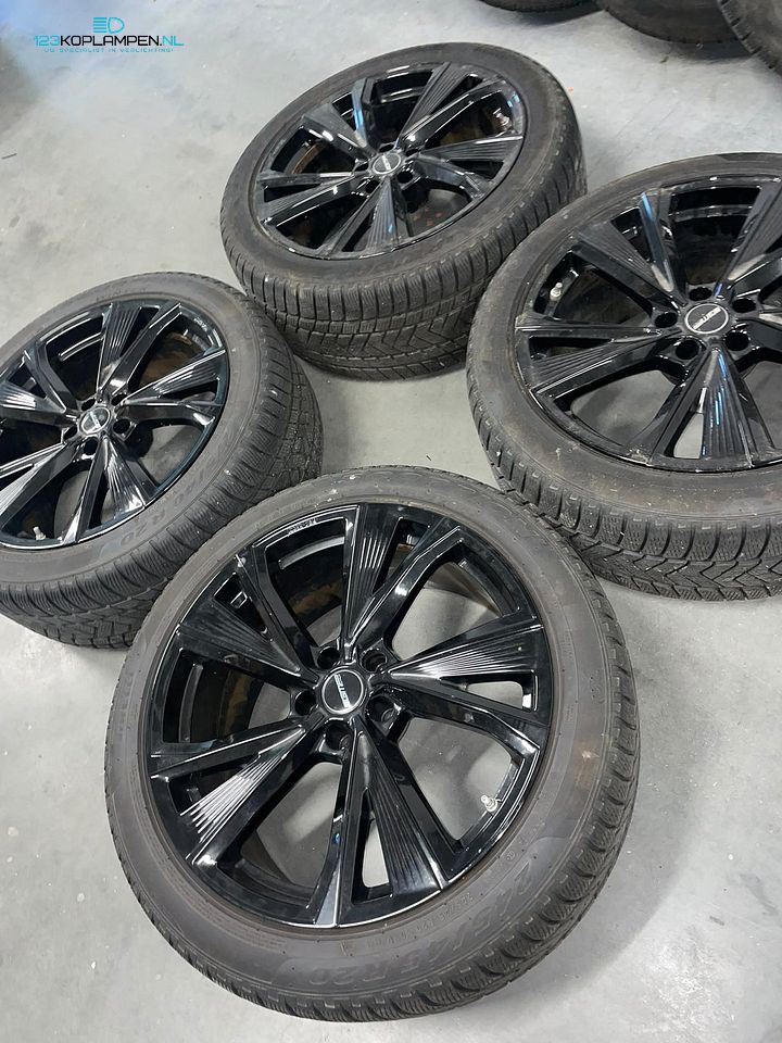 GMP 20 Inch Velgenset Winter 275/45 R20 Zwart Hoogglans – Foto 10