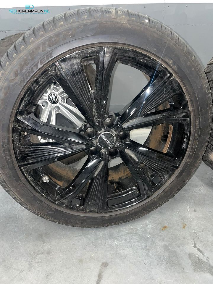GMP 20 Inch Velgenset Winter 275/45 R20 Zwart Hoogglans – Foto 6
