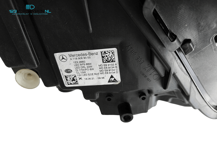 Mercedes CLA C118 Full LED Multibeam koplamp links rechts  – Foto 8