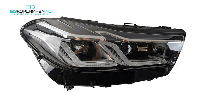 BMW 6 Serie F32 Facelift Full Led Adaptive koplamp koplampen links rechts – Foto 3
