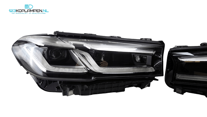 BMW 5 Serie G30 G31 facelift LCI Full LED koplamp koplampen  – Foto 2