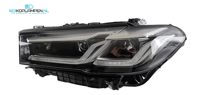 BMW 5 Serie G30 G31 facelift LCI Full LED koplamp links  – Foto 2