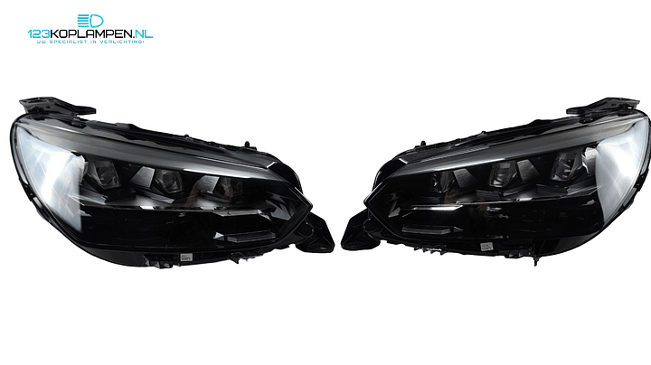 Peugeot 208 2008 II Facelift Full Led koplampen links rechts