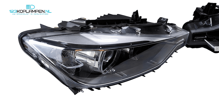 BMW 3 Serie F30 / F31 Bi Xenon koplampen links rechts – Foto 4