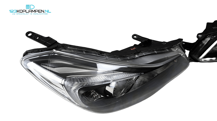 Subaru XV Xenon koplampen links rechts – Foto 4