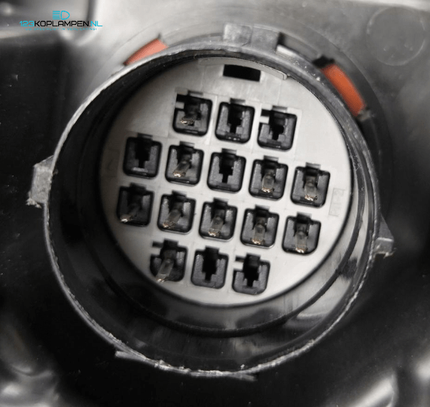 Land Rover Discovery V Full Led koplamp rechts 10 PIN  – Foto 6