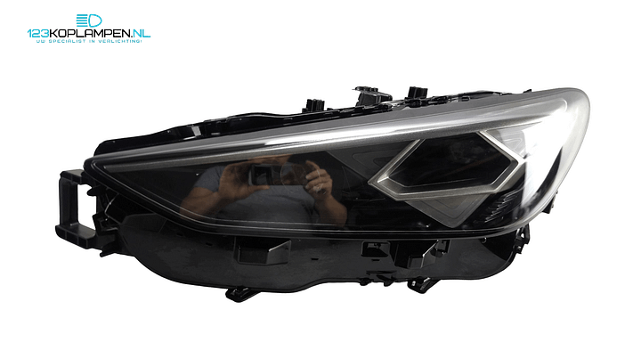 Cupra Terramar koplamp links Matrix LED