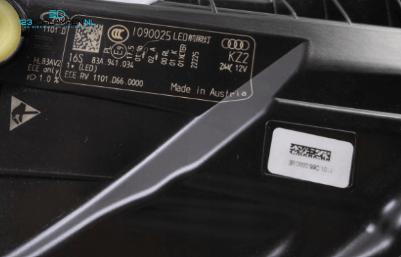 Audi Q3 83A Full Led koplamp rechts – Foto 6