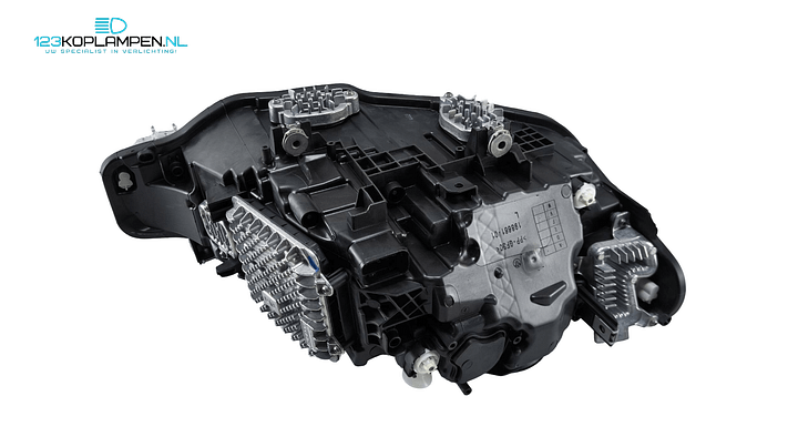 BMW 3 Serie F30 F31 LCI facelift Full LED koplamp links  – Foto 6