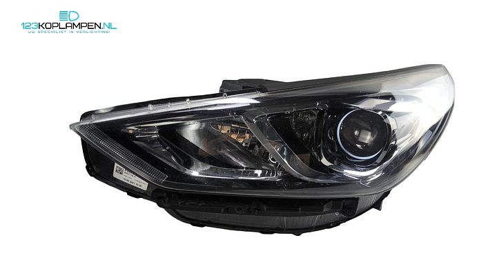 Hyundai i30 3 Facelift koplampen links rechts – Foto 3
