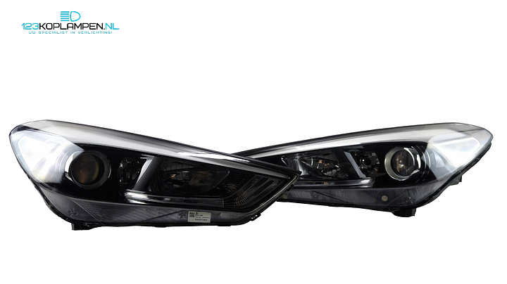Hyundai Tucson III koplampen links rechts 
