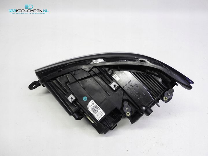 Volkswagen Multivan T6 facelift Full LED koplamp rechts – Foto 12