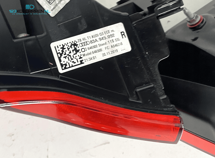 Audi Q3 83A Matrix LED achterlicht achterlichten links rechts – Photo 9