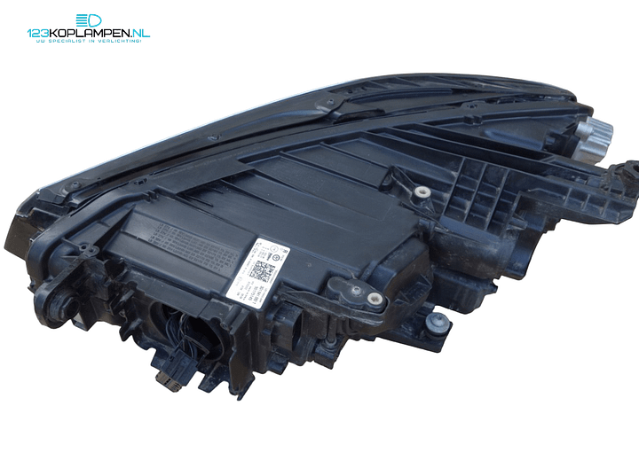 Volkswagen Passat B8 facelift Matrix IQ LED koplampen  – Foto 7