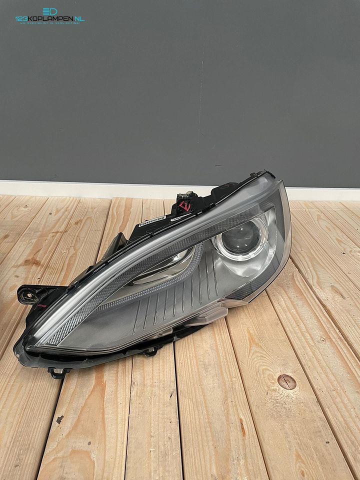 Tesla Model S Xenon koplamp koplampen links rechts  – Photo 4