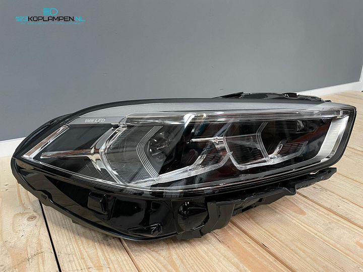BMW 1 Serie F40 Adaptive LED koplamp rechts  – Foto 4