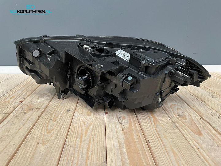 BMW 1 Serie F40 Adaptive LED koplamp rechts  – Foto 7