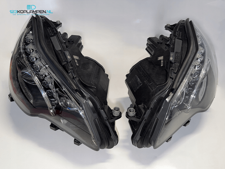 Mercedes E Klasse W207 coupe facelift Full LED koplamp koplampen links rechts  – Foto 2