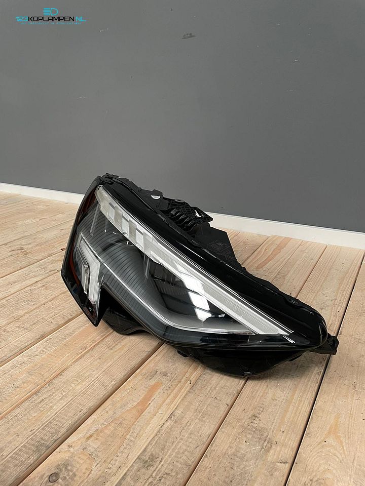 Audi A3 8Y Full LED koplamp koplampen links rechts compleet  – Foto 4