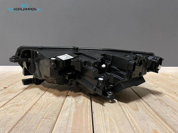 Skoda Octavia 5E Full LED koplamp rechts  – Foto 8