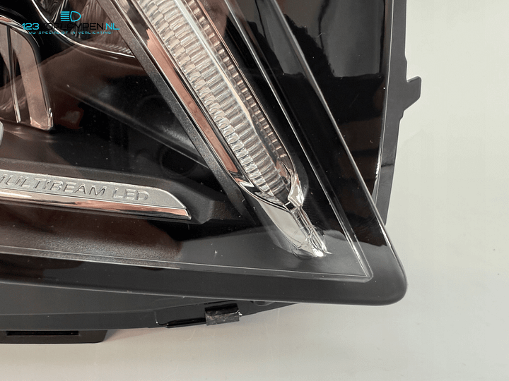 Mercedes CLS W218 facelift Multibeam LED koplamp koplampen links rechts  – Foto 5