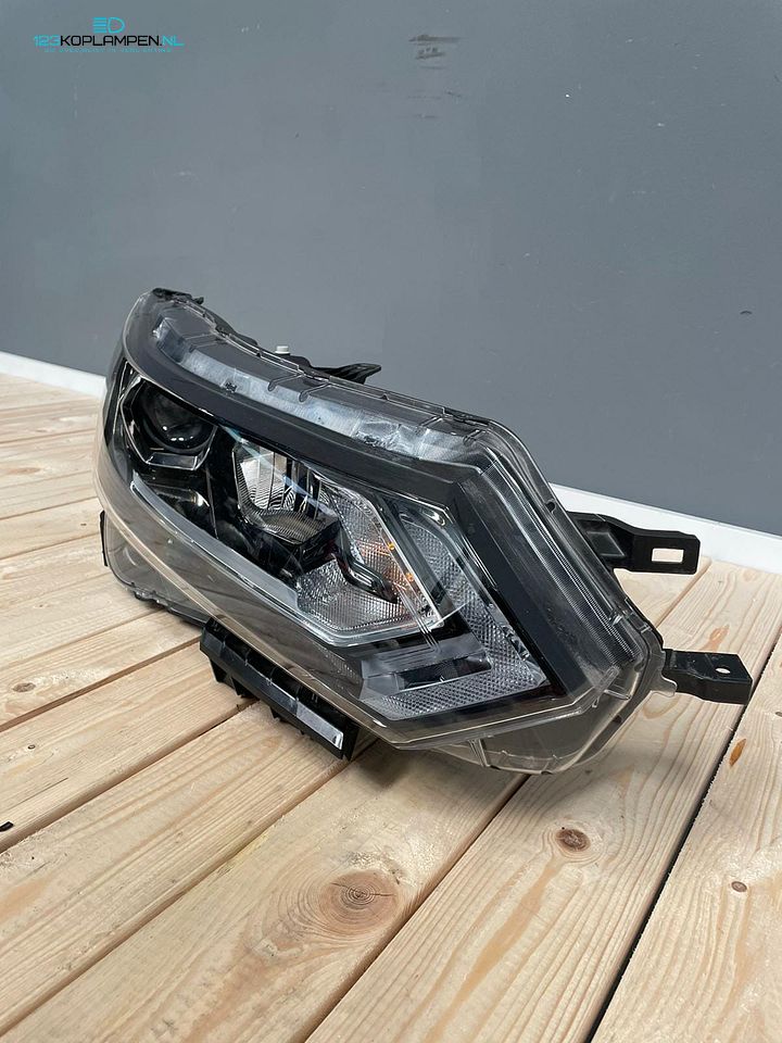 Nissan Qashqai J11 facelift H7 LED koplamp rechts  – Foto 4