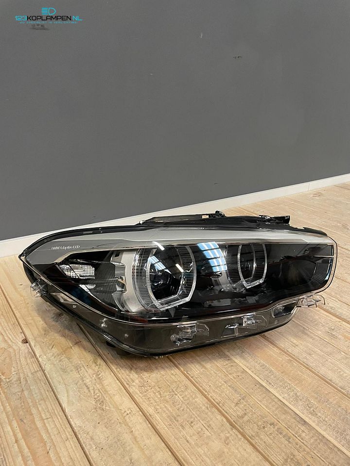 BMW 1 Serie F20 F21 Facelift Adaptive LED koplamp rechts  – Foto 4