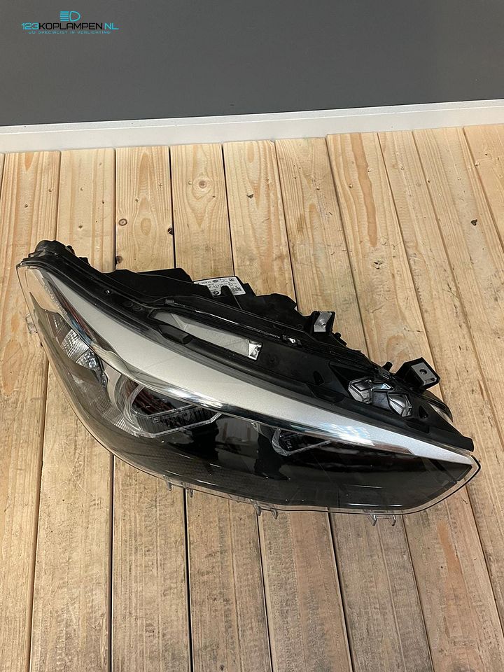 BMW 1 Serie F20 F21 Facelift Adaptive LED koplamp rechts  – Foto 6