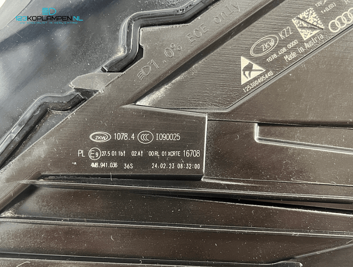 Audi Q8 SQ8 RSQ8 Full LED Matrix koplamp koplampen links rechts  – Foto 9