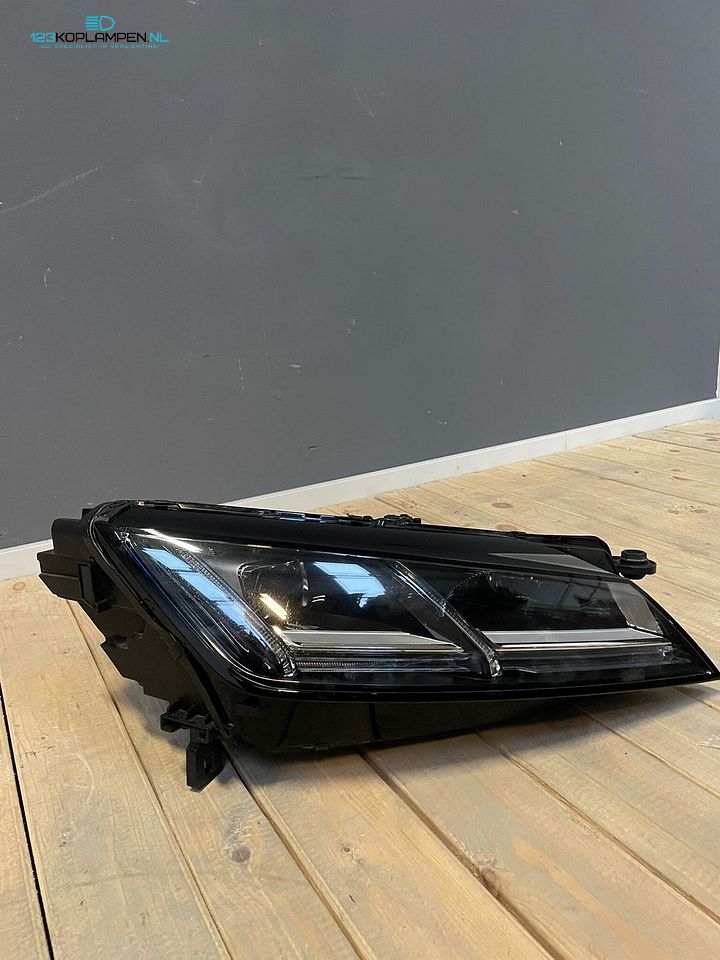 Audi TT 8S Matrxi LED koplamp rechts  – Foto 4