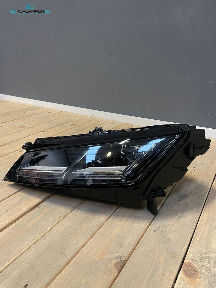 Audi TT 8S Matrix LED koplamp links  – Foto 4
