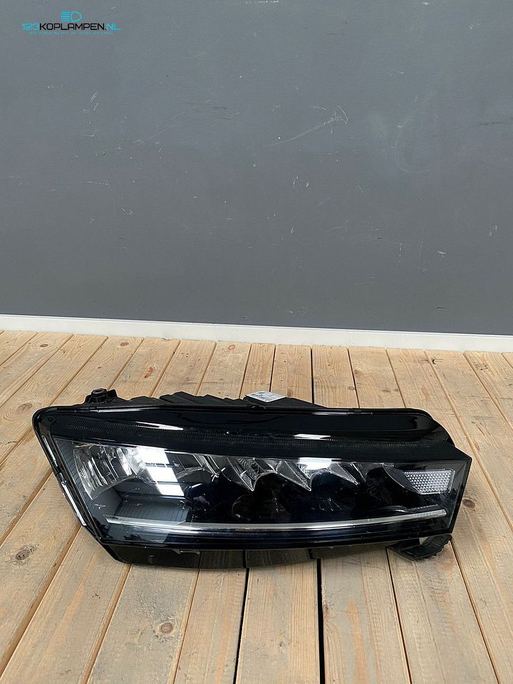 Skoda Octavia 5e4 2021 Crystal Light Full LED koplamp rechts  – Foto 2