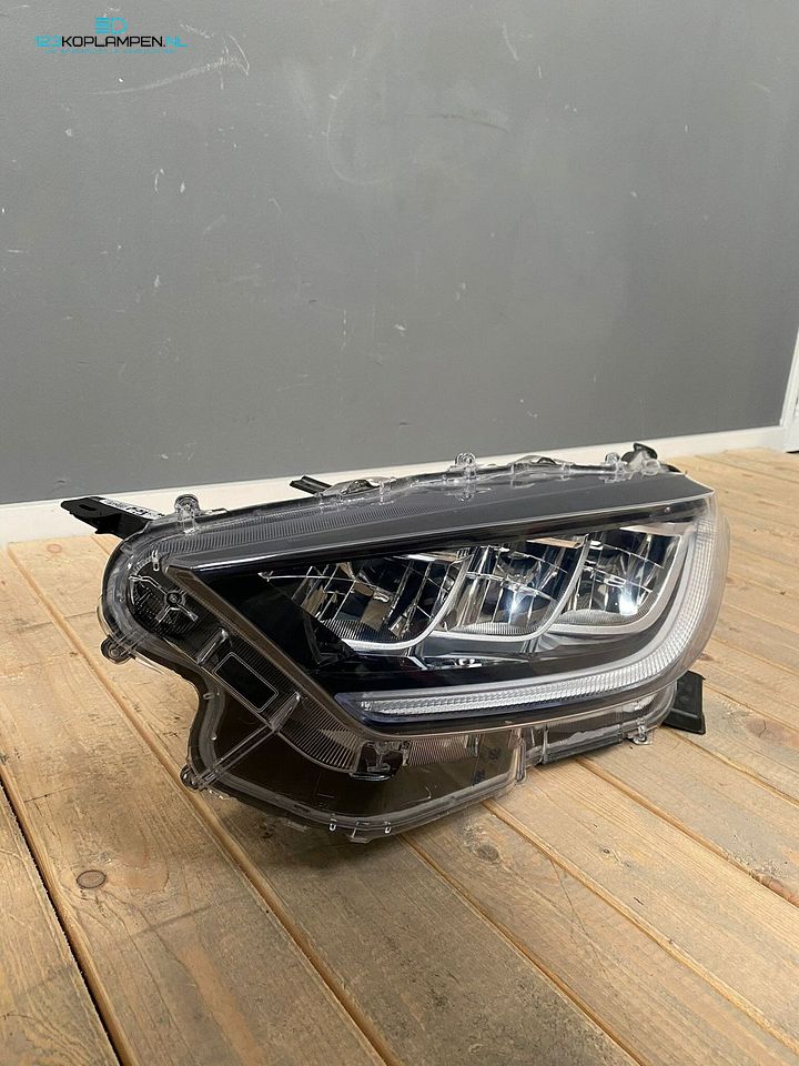 Toyota Yaris 4 P21 Full LED koplamp links  – Foto 3