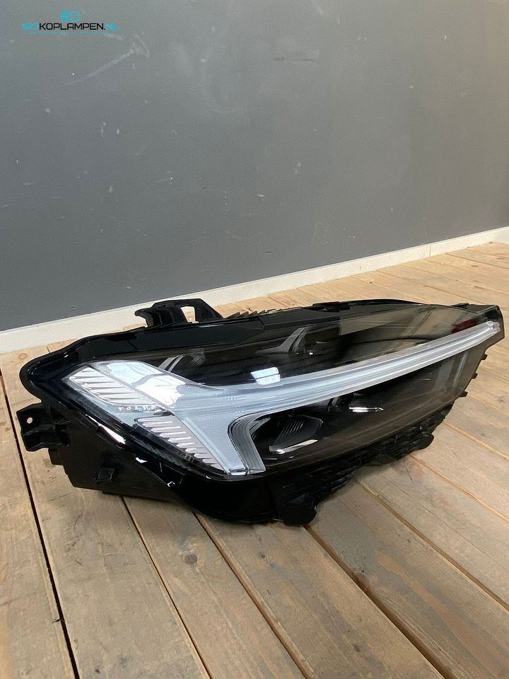 Volvo XC60 facelift MID LED koplamp rechts  – Foto 4