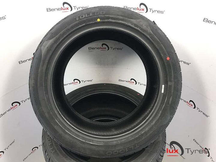 NIEUW 245/45R17 245/45 R17 ZR17 245/45/17 2454517 – Foto 4