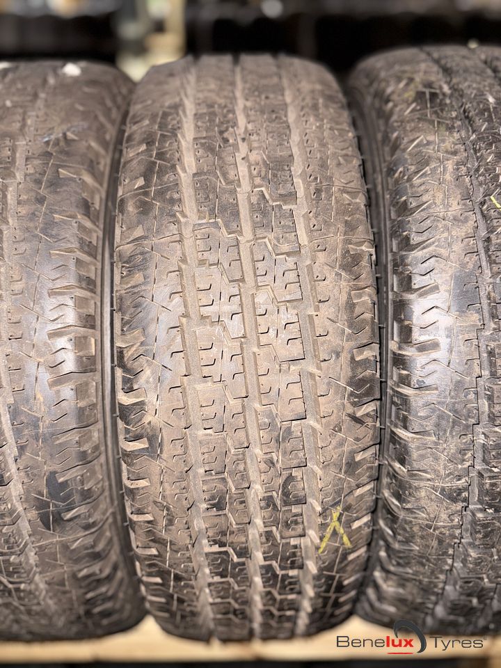 205/70R15c Michelin 205/70R15 205/70/15 205/70 R15 2057015 – Foto 2